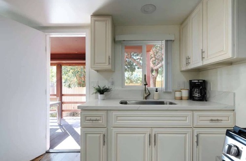 Mission Hills House | Charming Mission Hills Studio w/Patio