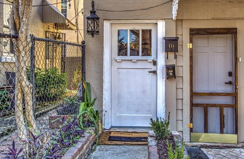 Olde Town Augusta Apartment | Charming, modern, 2nd floor home-away-from-home