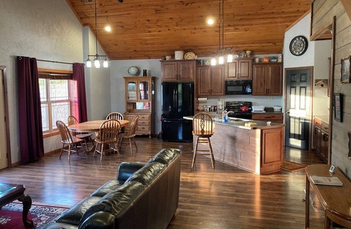 Sparta Other | Charming modern farmhouse - four miles from WSRC
