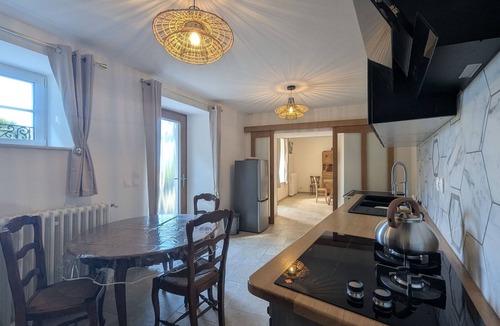 Bricon Cottage | Charming modern gîte for 8 in natural setting