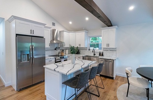 Westhampton House | Charming Modern home in Westhampton