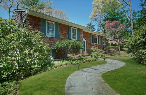 Water Mill House | Charming Modern Home - Winter and Summer Retreat