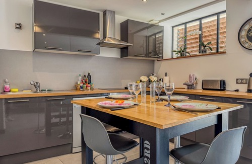 Sours House | Charming modern house 10 min from Chartres