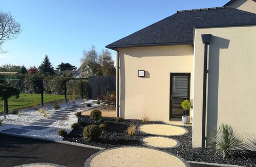 Lancieux Apartment | Charming modern house near the beaches