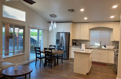 Roseville House | CHARMING MODERN REMODELED Great House