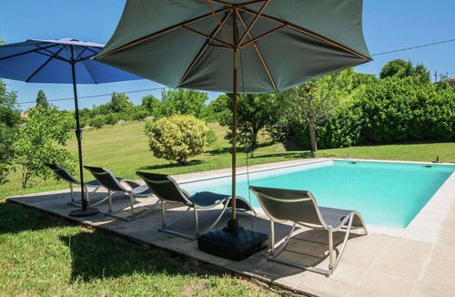 Bourg-de-Visa Villa | Charming, modernised, authentic farmhouse in Bourg-De-Visa with Pool