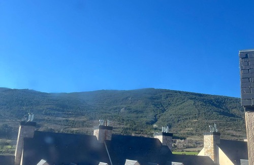 Castiello de Jaca Apartment | Charming Mountain Penthouse in Castiello de Jaca
