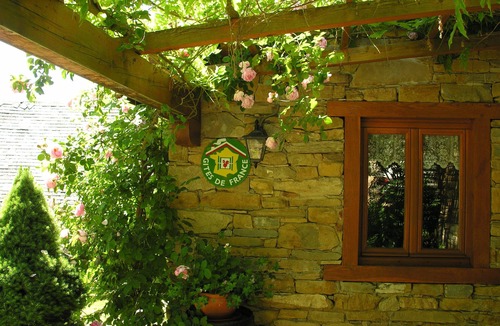 Oust House | Charming mountain house with magnificent views of Mont Valier
