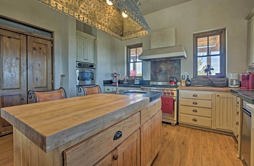 Cerrillos House | Charming Mountain Estate w/Views + Fire Pit!