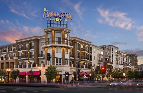 Glendale Apartment | Charming MountainViewnClose to Universal Studios