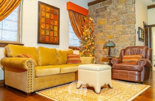Muenster Bed & Breakfast | Charming Muenster 1BR Balcony, Patio & Views