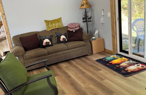 Rapid City House | Charming New 2-bedroom house that’s close to it all