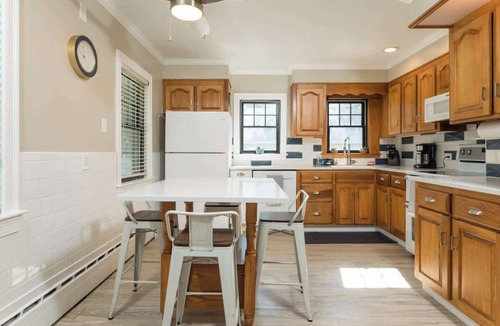 Woburn House | Charming New England Home