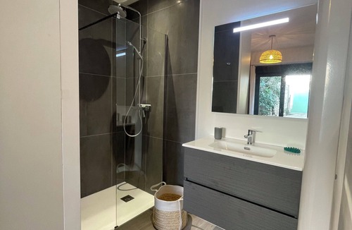 Vallon-Pont-d'Arc Apartment | Charming new T2 apartment 2 minutes walk from the village center