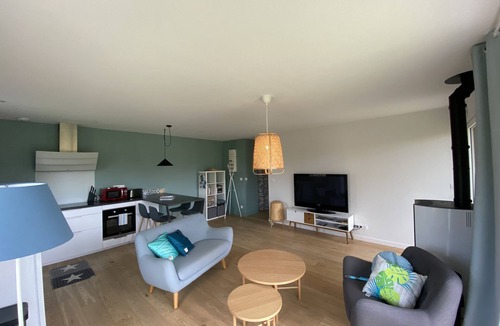 Sarzeau House | Charming new house on one level