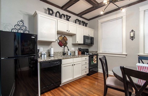 Downtown Little Rock Apartment | Charming New Orleans-Style Apartment with Gated Courtyard!