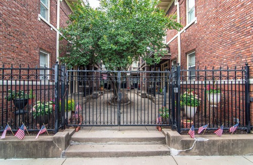 Downtown Little Rock Apartment | Charming New Orleans-Style Apartment with Gated Courtyard!