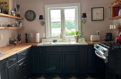 Cornwall-on-Hudson House | Charming newly renovated 2-bedroom house in the village of Cornwall-on-Hudson