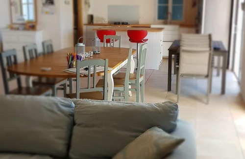 Barbatre Villa | Charming new vacation home, 10 min from the beach