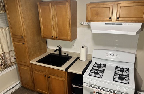 Meriden Apartment | Charming Newly Remodeled 1 Bdr