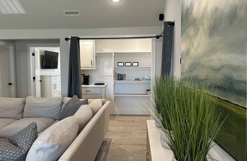 Tia Juana Cottage | Charming, newly remodeled two bedroom cottage.