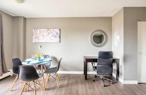 Rosedale Apartment | Charming Newly Renovated Condo - Glenview West