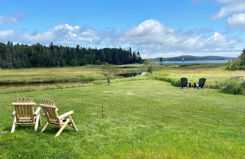 Lubec Cottage | Charming Newly-Renovated Waterfront Cottage in Lubec