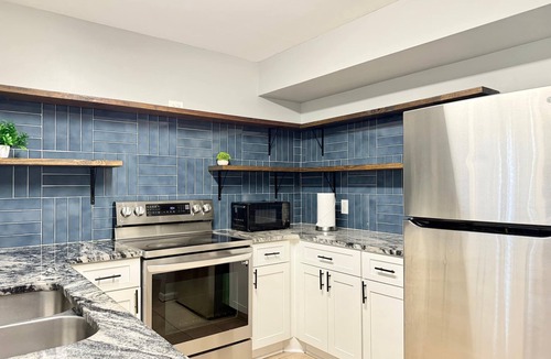 Norcross Condo | Charming Norcross Townhouse! Quiet & Convenient Stay
