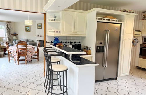 Villers-sur-Mer House | Charming Normandy Vacation Home for 10 Guests in Villers-sur-Mer