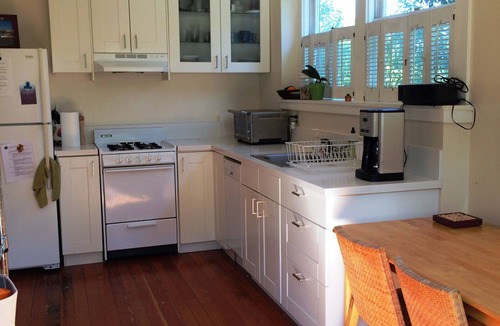 Berkeley Hills House | Charming North Berkeley Flat with Garden