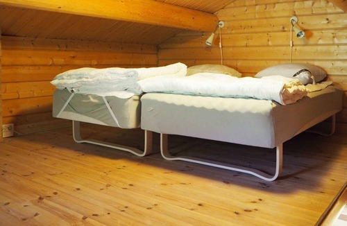 Hobro House | Charming "Norwegian" log cabin
