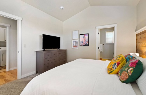 Southeast Bend House | Charming Oasis in SE Bend