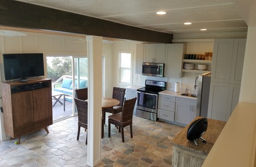 Laie Cottage | Charming Ocean Front/Beach Front/Cottage n30 day rental