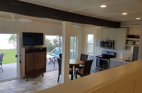 Laie Cottage | Charming Ocean Front/Beach Front/Cottage n30 day rental