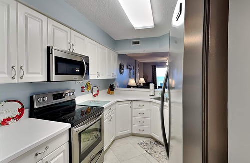 Seawinds Condo Condo | Charming Oceanfront Condo - Pool + Beach Access