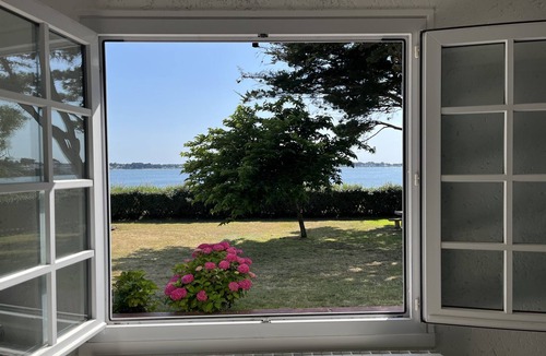 Asserac Villa | Charming oceanfront cottage