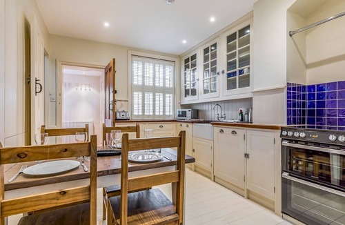 Selsey House | Charming Old Coastguards Cottage - Pass the Keys