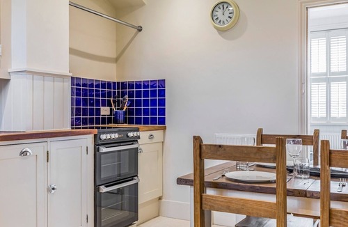 Selsey House | Charming Old Coastguards Cottage - Pass the Keys