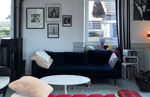 Nangy Villa | Charming old school villa with its swimming pool