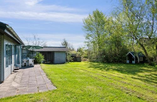 Øer Strand House | Charming Older Holiday Cottage Near Ebeltoft And A Lovely Beach