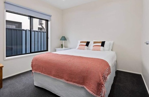 Highton House | Charming on Catherine