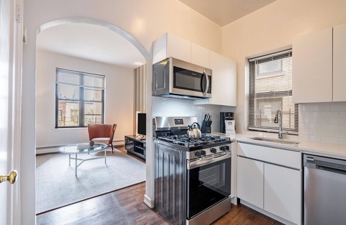 Upper West Side Apartment | Charming One Bedroom on Idyllic Upper West Side