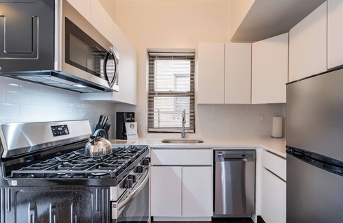 Upper West Side Apartment | Charming One Bedroom on Idyllic Upper West Side