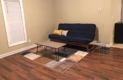 Keosauqua House | Charming One Bedroom home in Keosauqua near shops