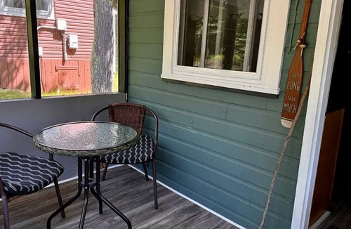 Ontonagon Cottage | Charming one-bedroom retreat at Miller's Cottages, with screened porch