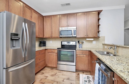 Mount Mourne Condo | Charming One-Level Condo in Walkable Davidson