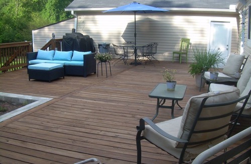 McDonough House | Charming open floor plan 3-bedroom house for a comfortable getaway