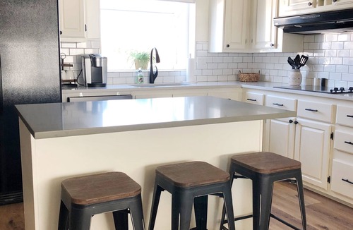 Benton City House | Charming Orchard Farm House