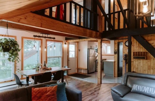 Orford House | Charming Orford Family Retreat, Fireplace & Skiing