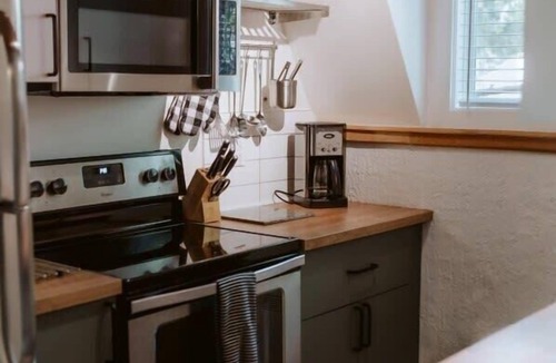 Orford House | Charming Orford Family Retreat, Fireplace & Skiing